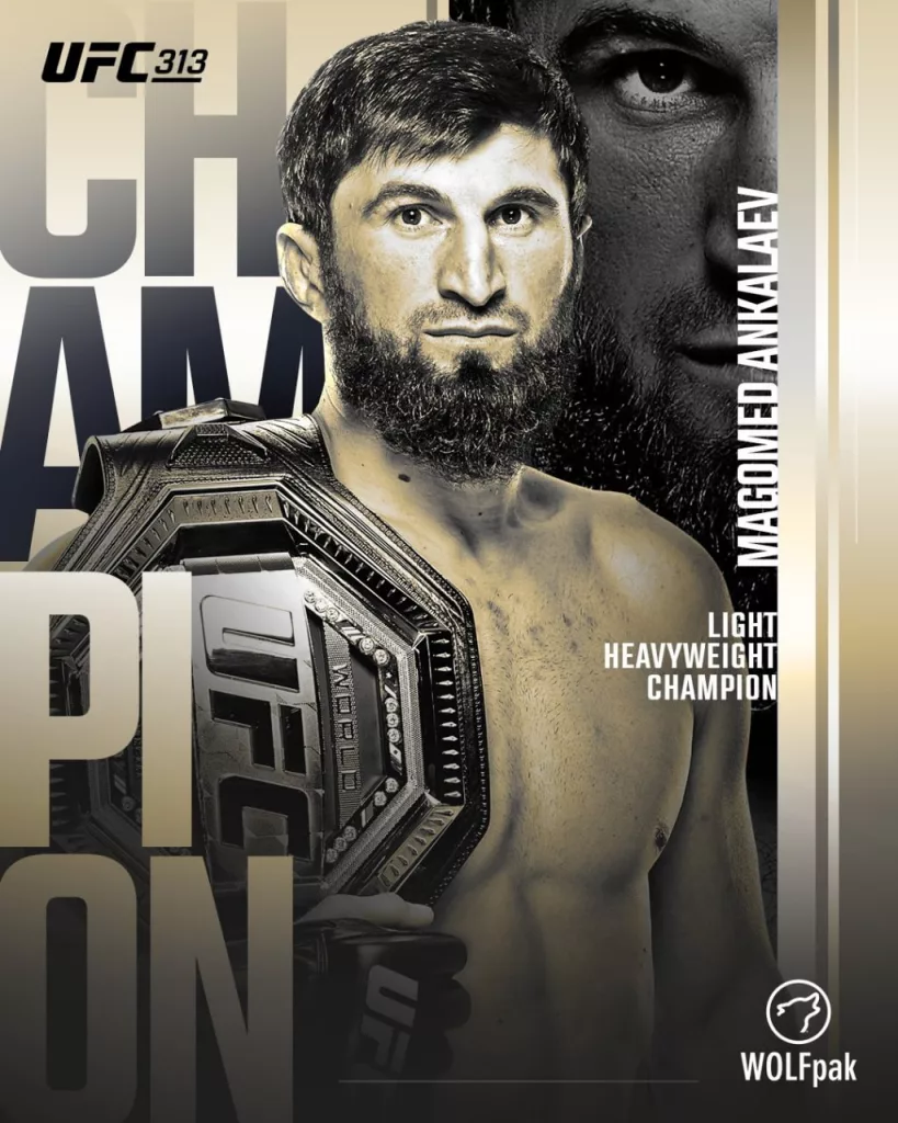 Россиянин Магомед Анкалаев стал новым чемпионом UFC в полутяжёлом весе