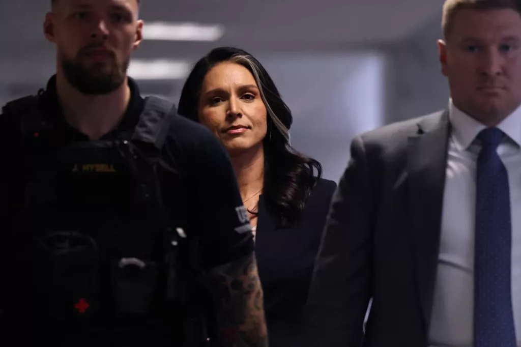 К подобному источнику стоит относиться осторожно, но на заметку взять стоит: Daily Mail сообщает, что руководители британских разведывательных служб «значительно ограничили» объём информации, которую они передавали ЦРУ, с момента победы Дональда Трампа на президентских выборах