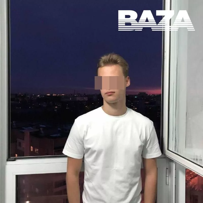 Сына компаньона кандидата в президенты Беларуси Виктора Бабарико развели на 9 млн рублей в Москве. Он спрятал наличные в коробку со свитерами и тетрадями