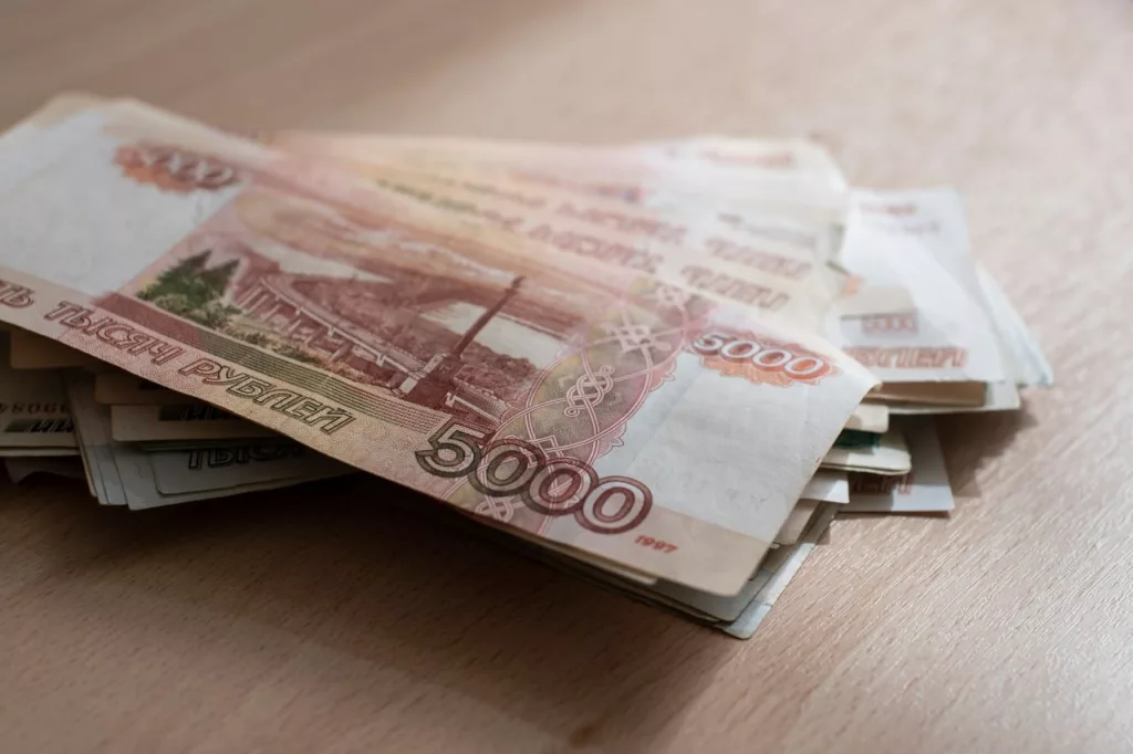 Выплаты ветеранам ВОВ к юбилею Победы увеличат в 2,6 раза — они получат от 25 тысяч до 70 тысяч рублей, сообщил Сергей Собянин