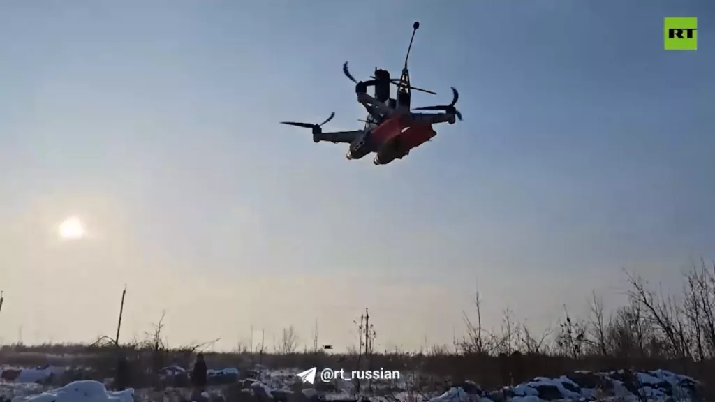 Процесс производства модульных FPV-дронов "Алеша" с системой донаведения на цель