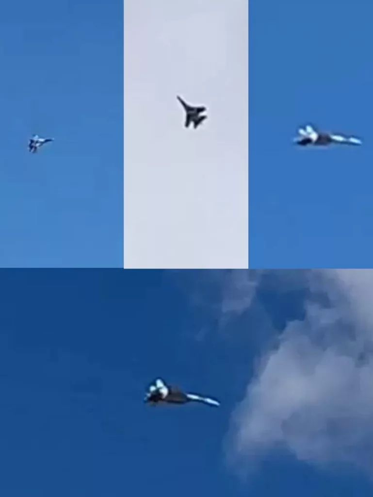 В Алжире на авиабазе на Ум-эль-Буахи засветился в полете истребитель, очень похожий на многоцелевой Су-35С