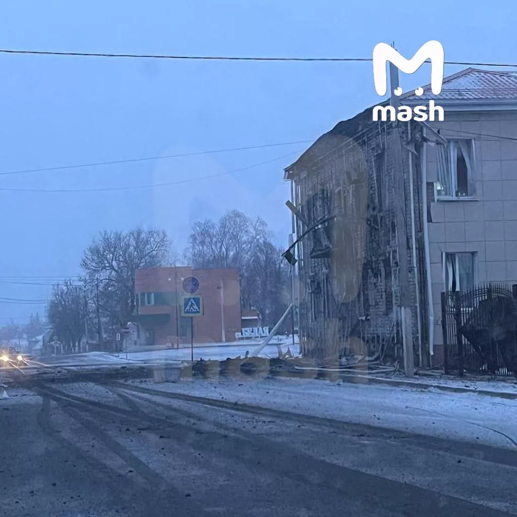 ВСУ обстреляли детскую площадку и здание администрации в Белой слободе Курской области