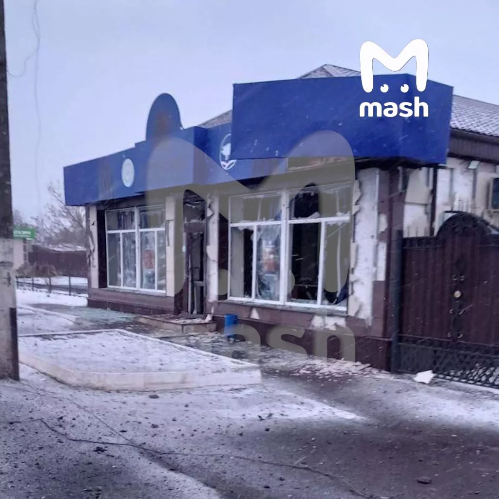 ВСУ обстреляли детскую площадку и здание администрации в Белой слободе Курской области