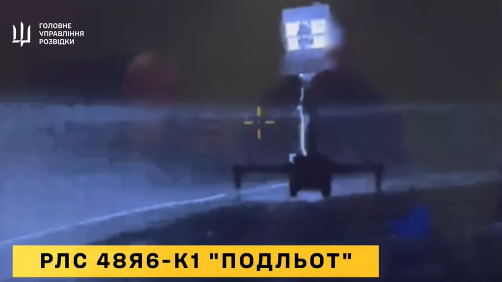 Пользуясь бездействием российского флота в Черном море, а также недостаточными мерами противодействия со стороны ВС РФ, ВСУ смогли свободно подводить свои БЭКи с FPV-дронами к побережью Крыма и наносить безнаказанные удары по российским системам ПВО и РЛС