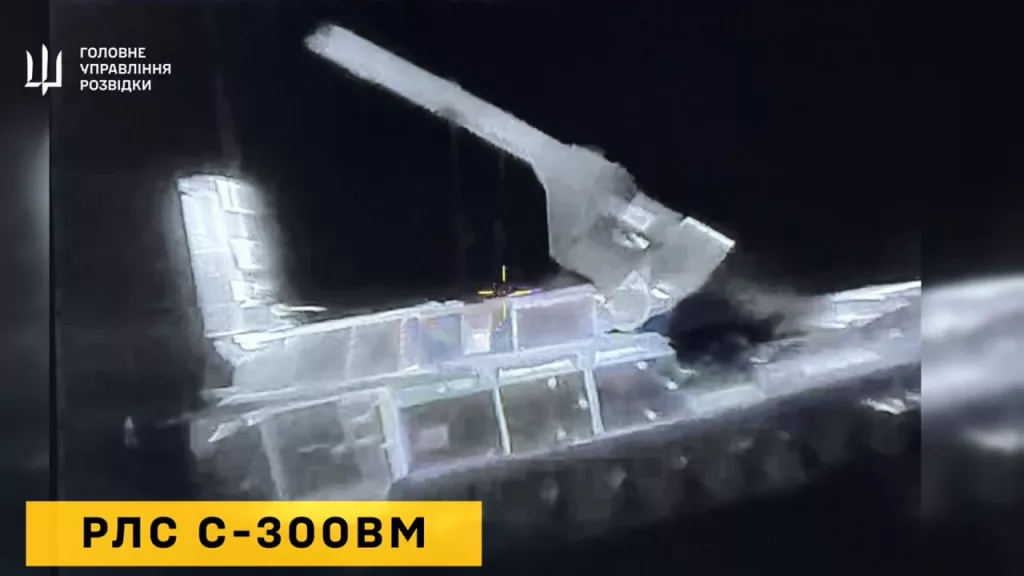 Пользуясь бездействием российского флота в Черном море, а также недостаточными мерами противодействия со стороны ВС РФ, ВСУ смогли свободно подводить свои БЭКи с FPV-дронами к побережью Крыма и наносить безнаказанные удары по российским системам ПВО и РЛС
