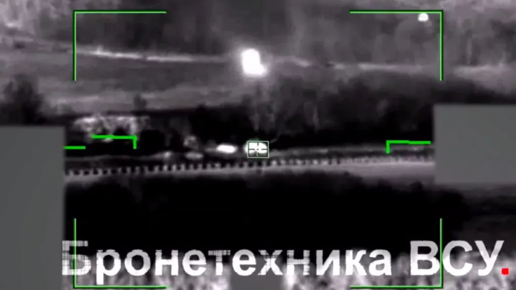 Ми-28НМ и Ка-52М ударами "Вихрей" встречают украинскую броню в момент пересечения границы с Белгородской областью