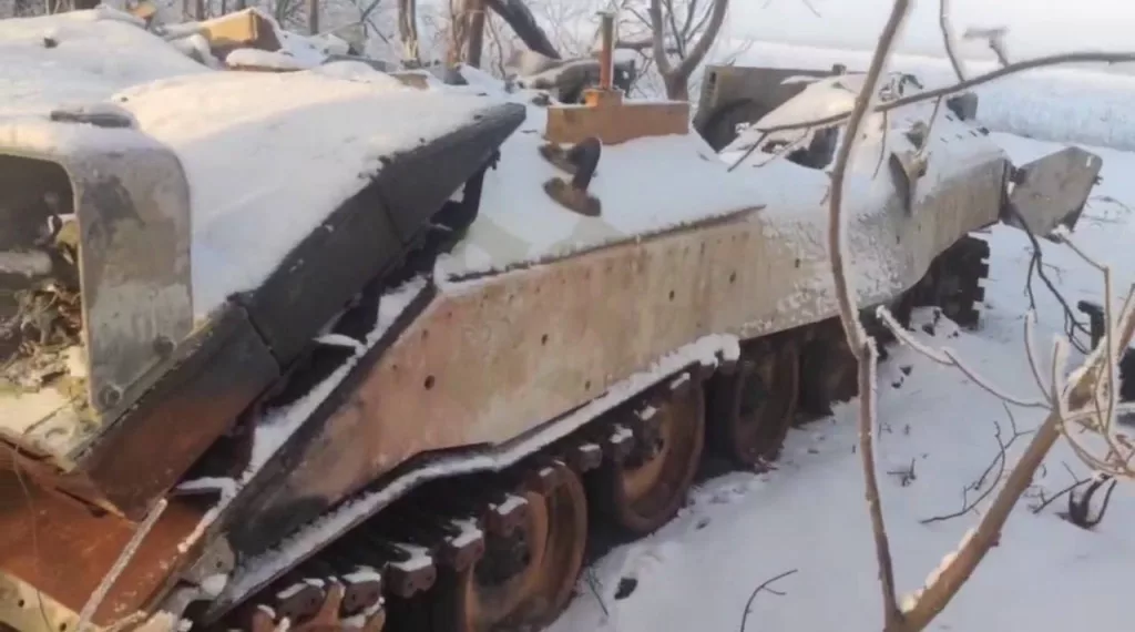 Уничтоженная БМП M2A2 Bradley ODS-SA ВСУ с комплексом динамической защиты BRAT на одном из участком фронта