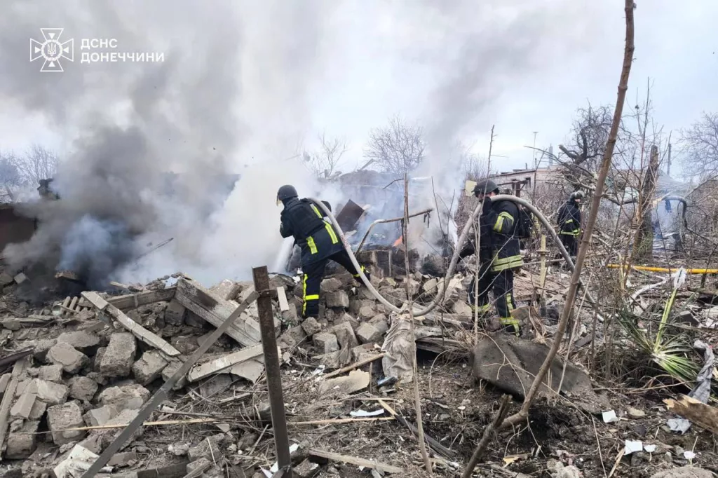 По частям ВСУ в Славянске и Краматорске нанесен удар корректируемыми авиабомбами