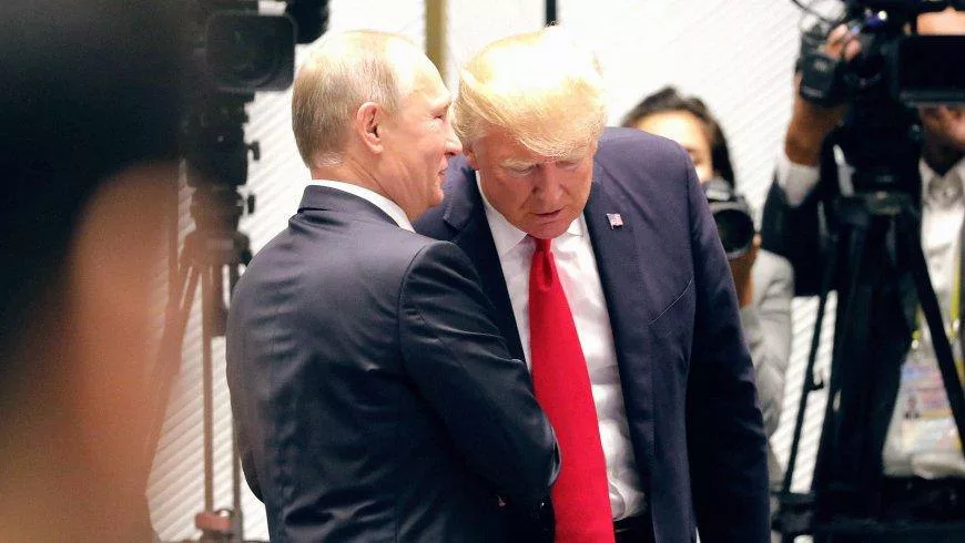 В Кремле подтвердили, что Путин передал Трампу подарок