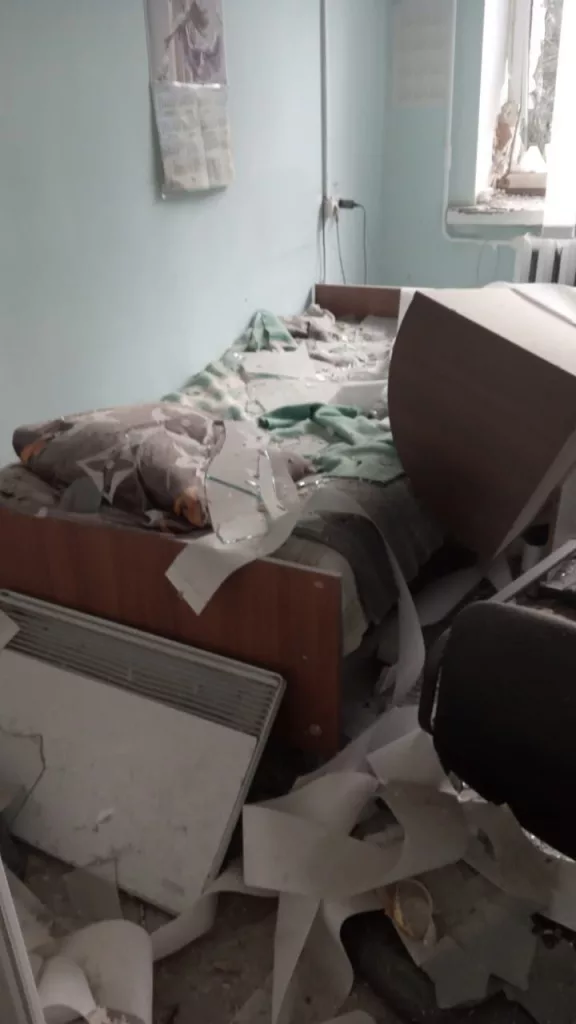 ВСУ вновь дважды ударили по районной больнице в Алешках Херсонской области двумя снарядами