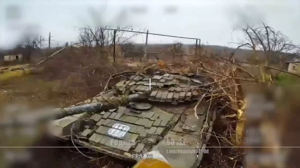 Новый тактический знак был замечен на бронетехнике ВСУ, сходившей в атаку западнее города Часов Яр