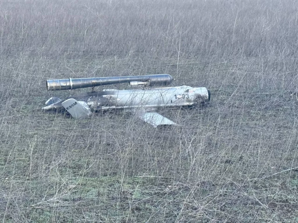 Российская воздушная мишень Е-95М, упавшая где-то на территории России