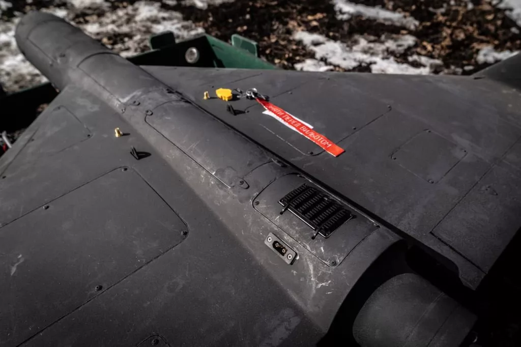 Новый украинский барражирующий боеприпас UAS SETH, оснащенный, как заявляется, электронно-оптической системой наведения с "машинным зрением" и автоматическим захватом цели