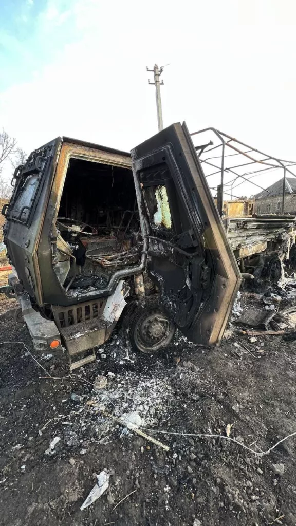 Ещё одна подборка уничтоженной или трофейной техники украинский оккупантов на освобождённой части Курской области