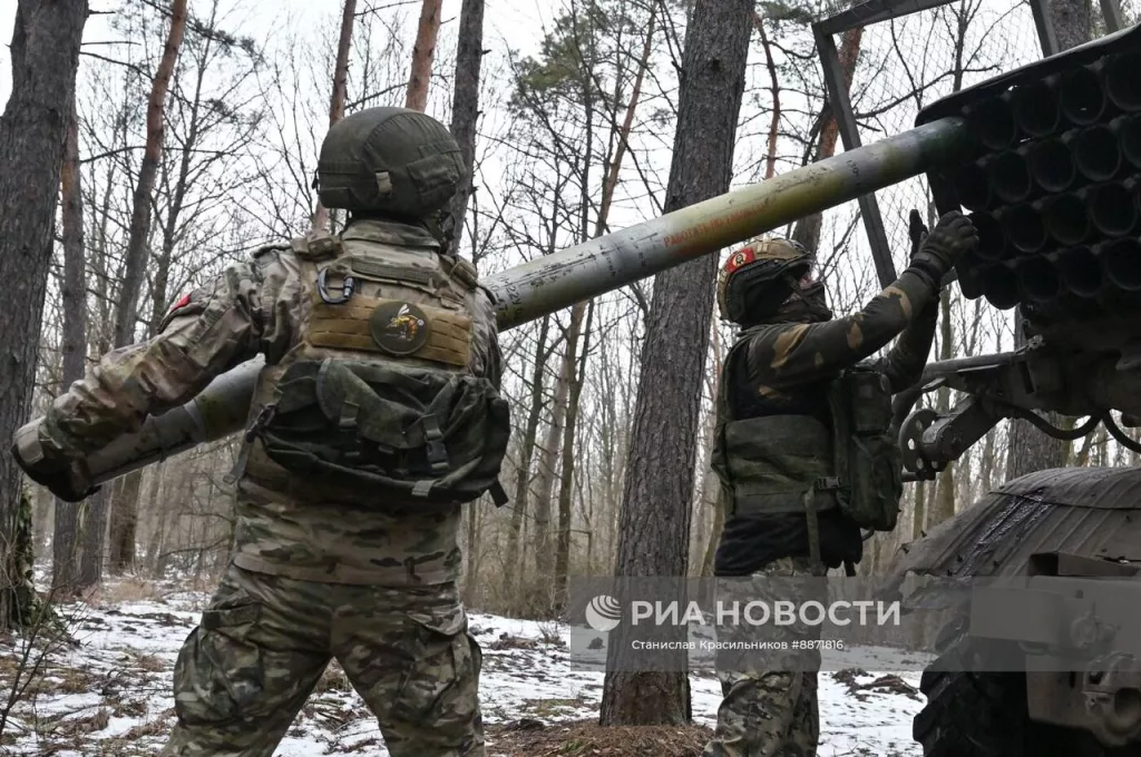 Боевая работа расчёта РСЗО 9К51 «Град» 40-й отдельной бригады морской пехоты Тихоокеанского флота в Курском приграничье. Часть 1