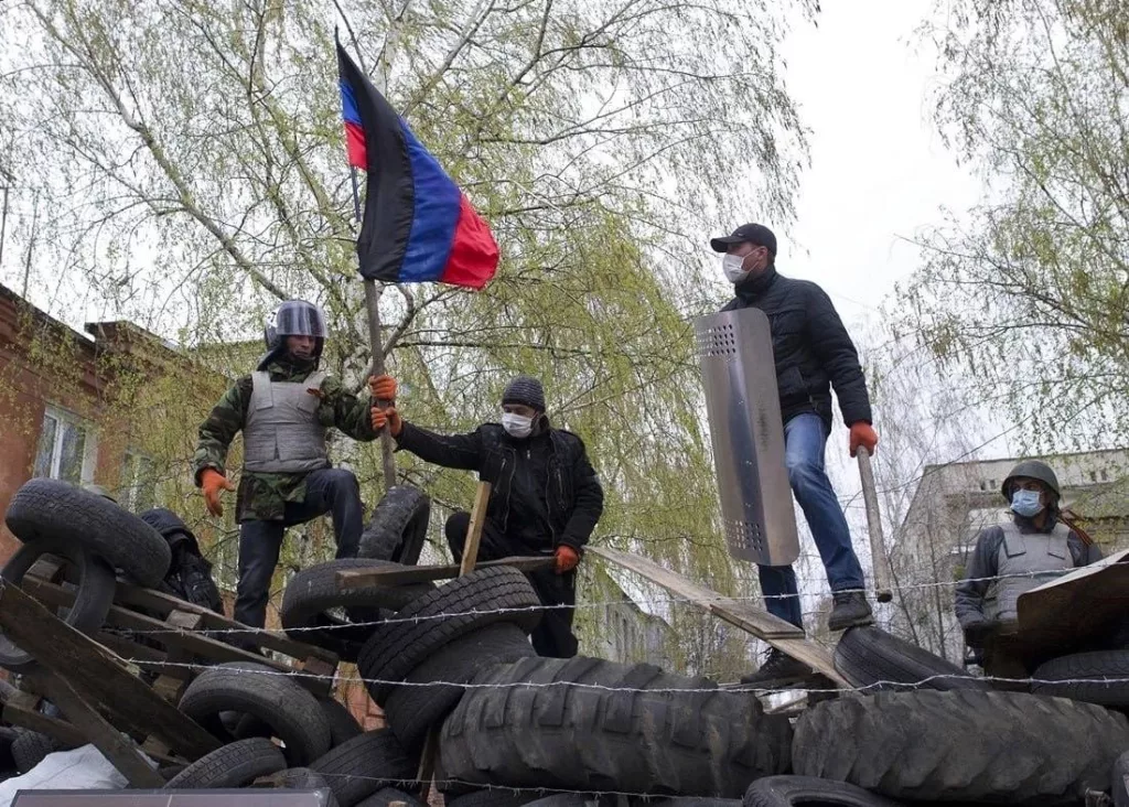 Ровно 11 лет назад, 12 апреля 2014 года, отряд ополчения под командованием малоизвестного на тот момент бывшего полковника ФСБ и военно-исторического реконструктора Игоря Стрелкова вошел в Славянск, заняв городское отделение милиции