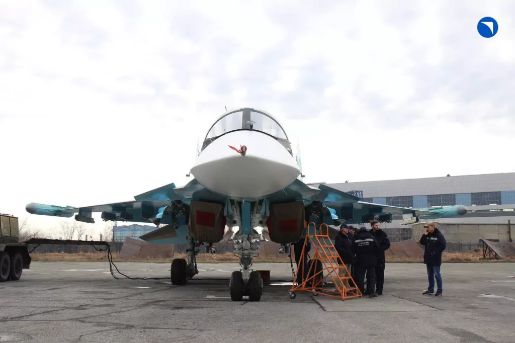 ОАК рапортует, что передала ВКС России партию новых серийных истребителей-бомбардировщиков Су-34