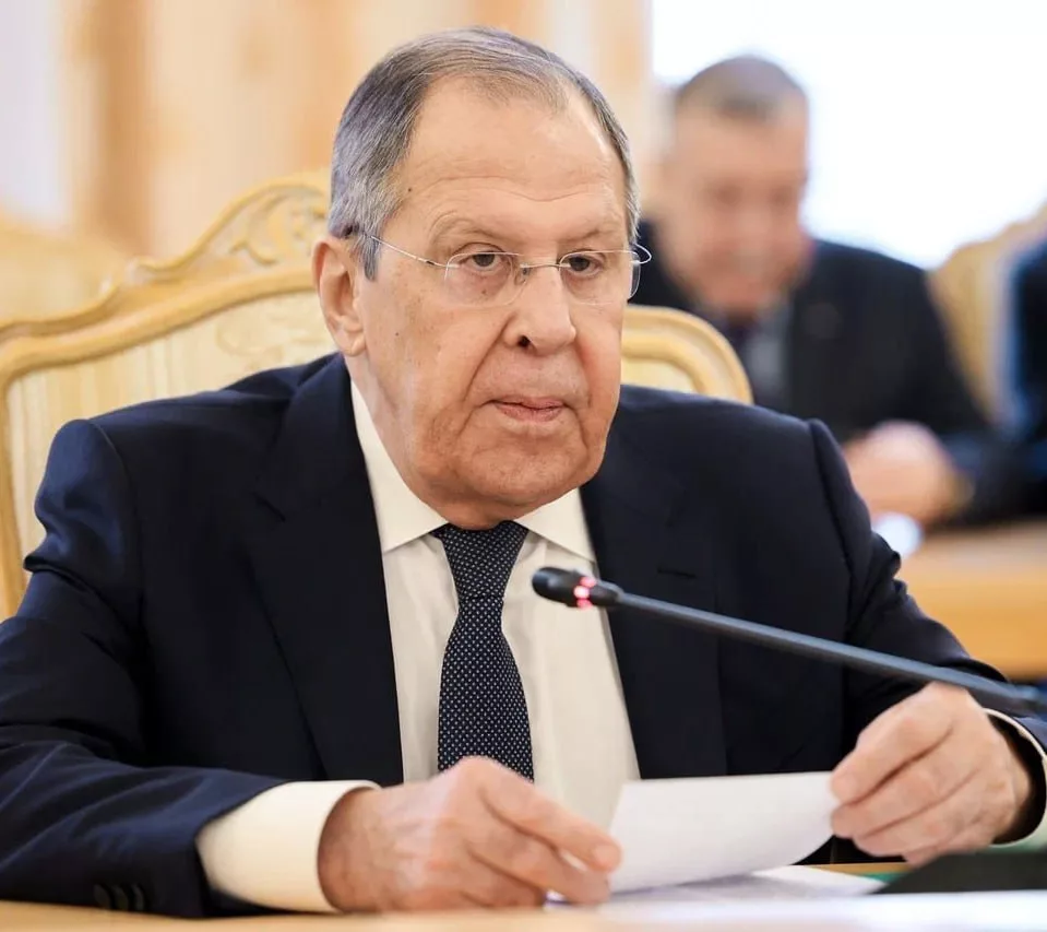 Лавров и Ван обсудили урегулирование украинского кризиса. Министры подчеркнули, что главное – необходимость устранения первопричин конфликта