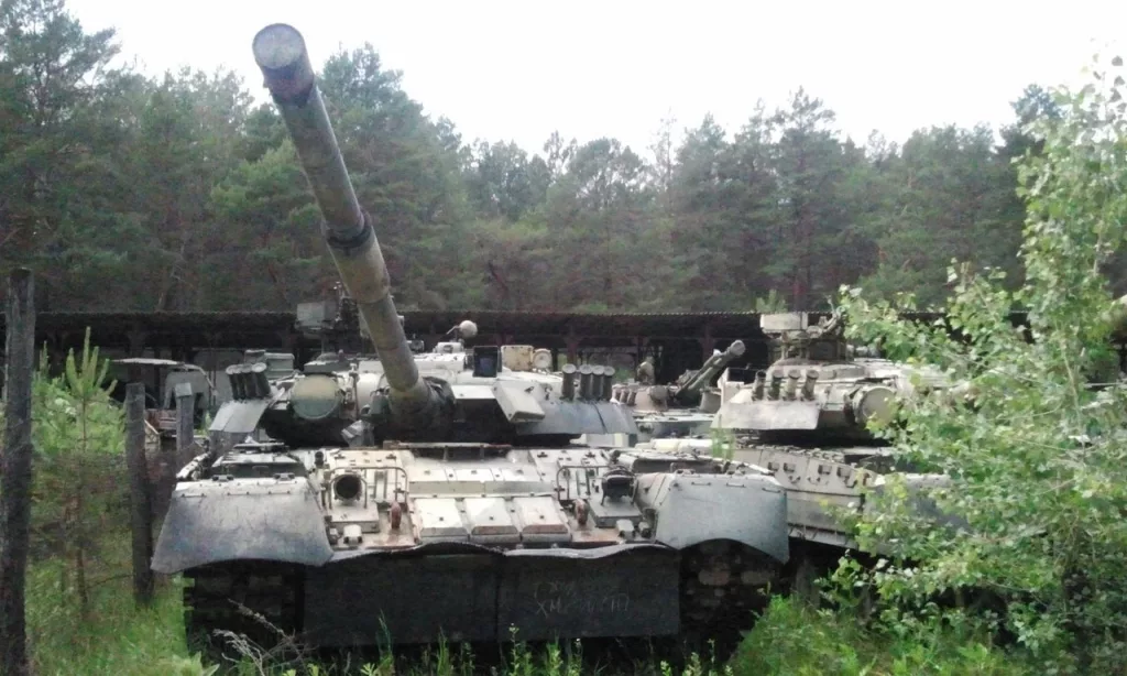 Т-80УД. Судьба на Украине. К моменту провозглашения независимости в 1991 год Украина имела незначительное количество танков Т-80УД