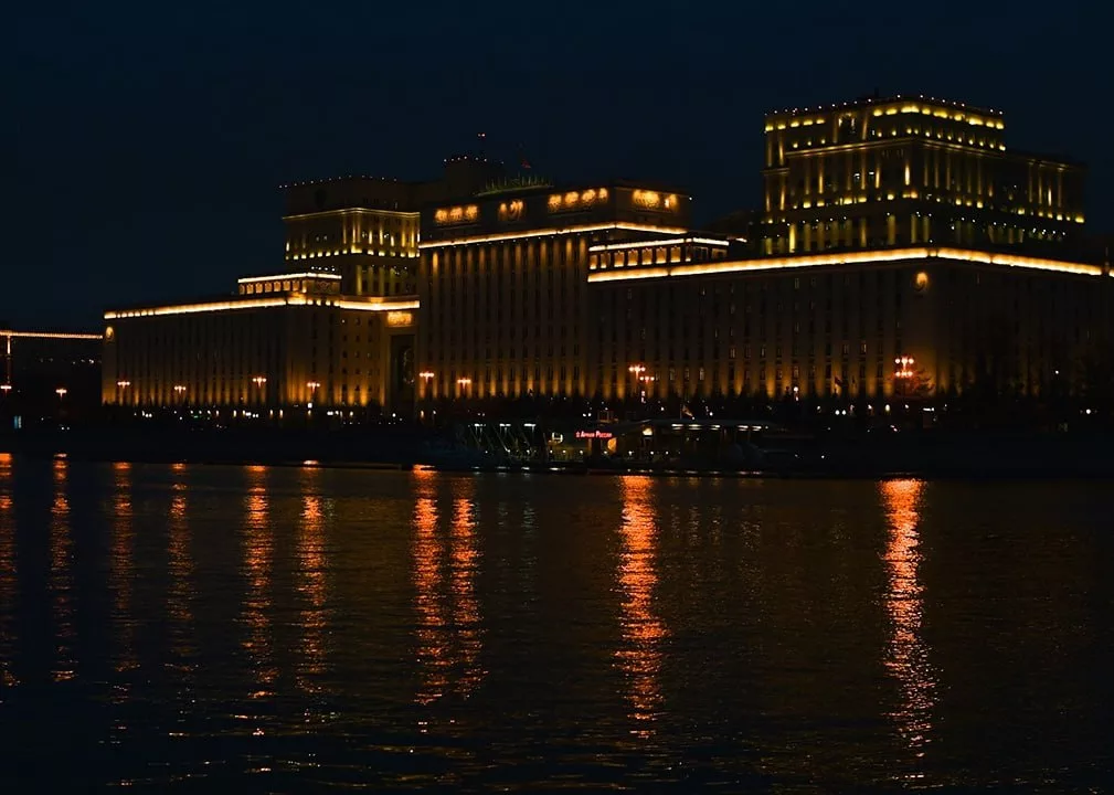 Над Московским регионом сбили три украинских беспилотника, сообщили в Минобороны