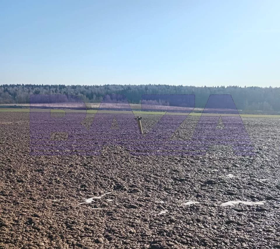 Деталь ракеты нашли на поле в Новой Москве