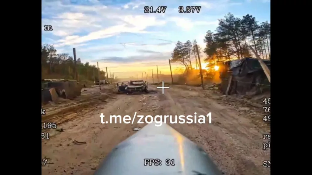 Работа FPV-дронов на оптоволокне по противнику в селе Писаревка Сумской области