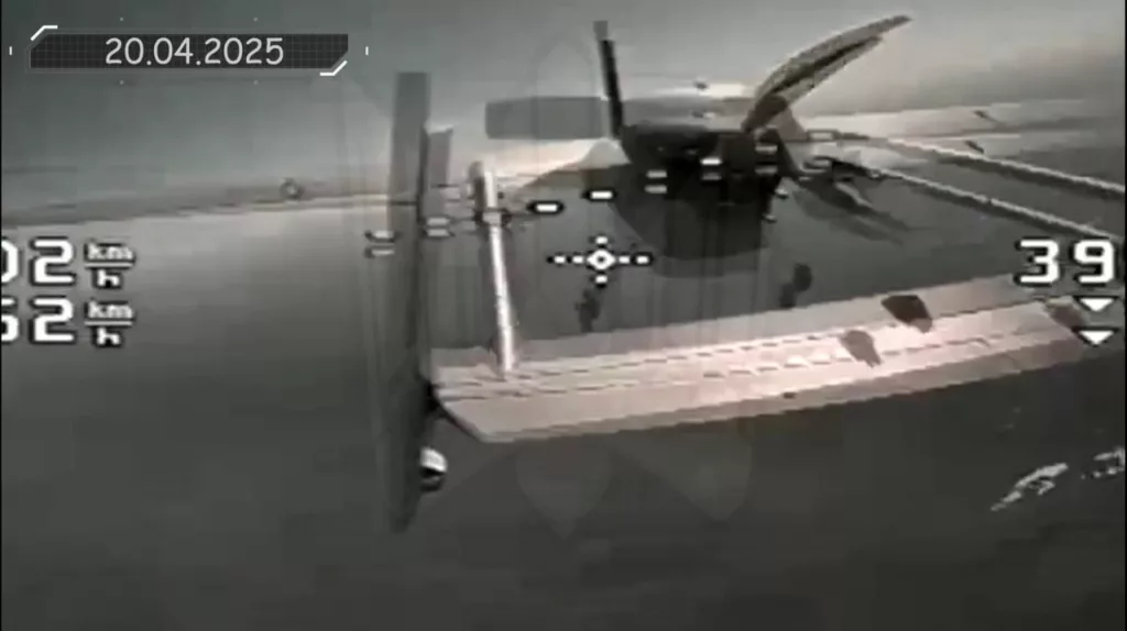 Противник впервые попытался перехватить FPV-дроном разведывательно-ударный БПЛА «Форпост-РУ», но перехватчик не смог задеть хвост