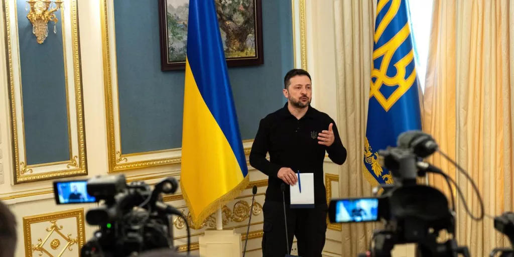 Трамп обвиняет Зеленского в провале мирных переговоров по Украине