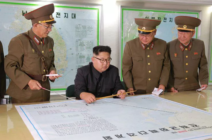 В свете нынешнего кризиса вокруг Ирана, можно вспомнить прошлый трамповский кризис