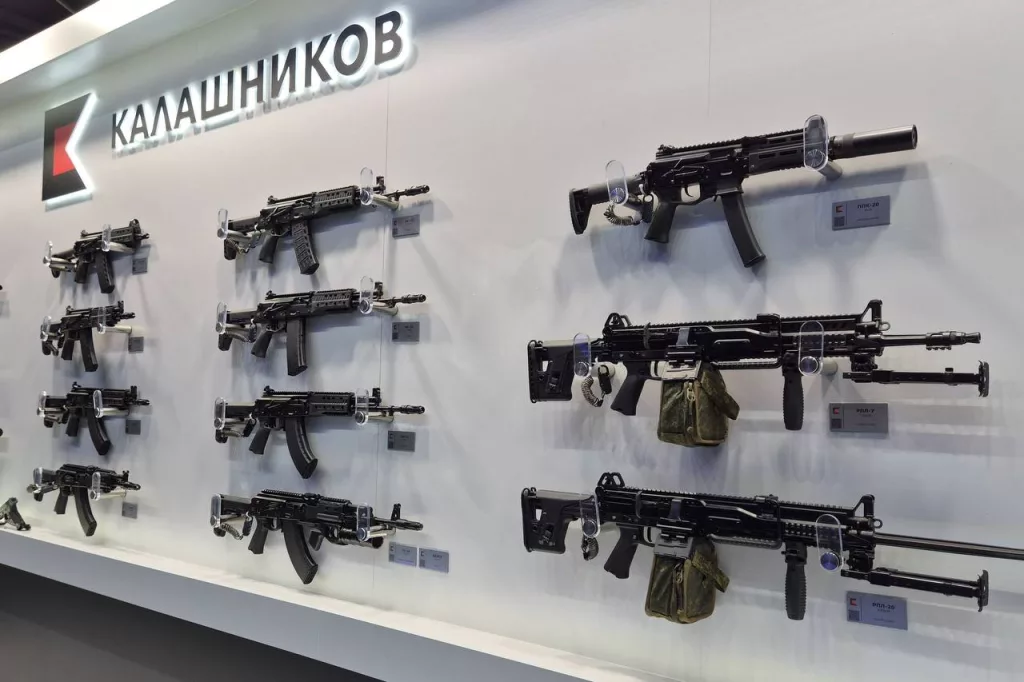 Российская экспозиция на международной выставке вооружения и военной техники MILEX 2025 в Минске