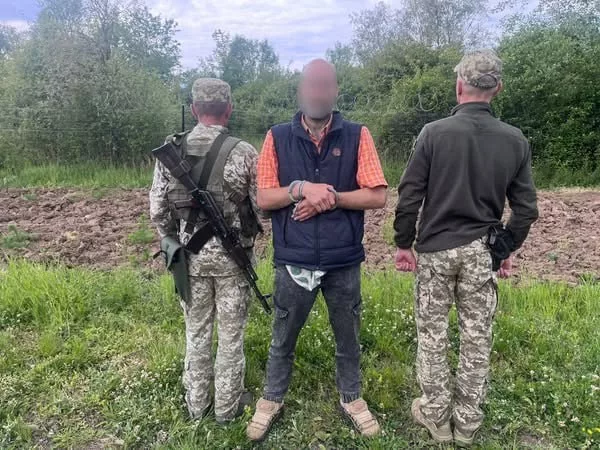 На границе со Словакией задержали нидерландца, пытавшегося въехать в Украину на велосипеде, — ГПСУ