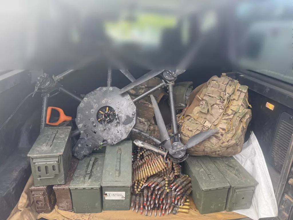 Учитывая специфику современной войны, снайпера нынче отрабатывают не только по живым целям, но и беспилотникам