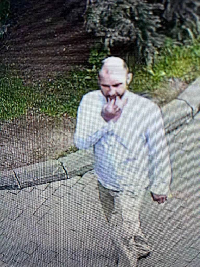 Мужчина попытался отравить животных в Московском зоопарке, сообщила гендиректор парка Светлана Акулова