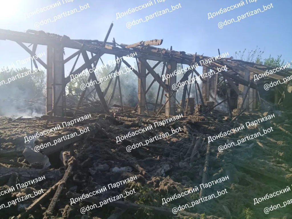Удар по складу боеприпасов в селе Новотроицкое