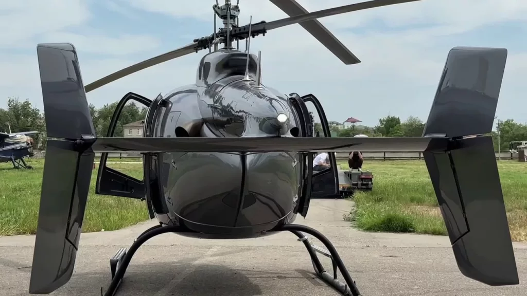 Первый образец лёгкого вертолёта АП-55 производства КЭМЗ
