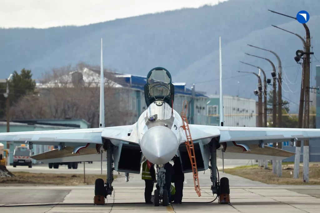 ОАК передала Минобороны России очередную партию новых многофункциональных истребителей Су-35С