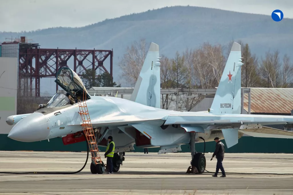 ОАК передала Минобороны России очередную партию новых многофункциональных истребителей Су-35С