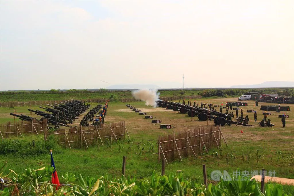 29 мая в КНДР прошли очередные соревнования между артиллерийскими подразделениями крупных соединений КНА по артиллерийской стрельбе