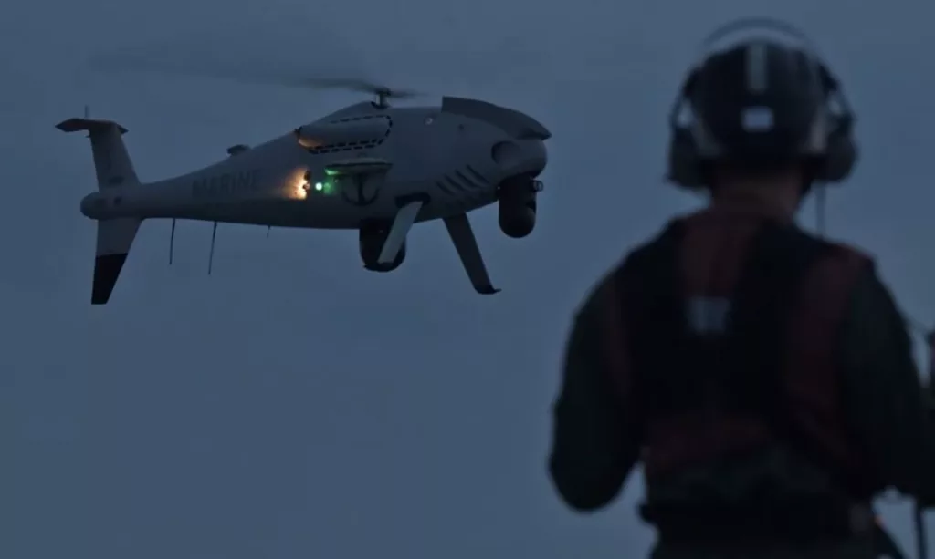 Французские ВМС показали видео применения десятков видов дронов во время учений