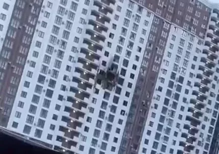 Четыре человека, в том числе двое детей, пострадали при атаке БПЛА в Новороссийске, сообщил Вениамин Кондратьев