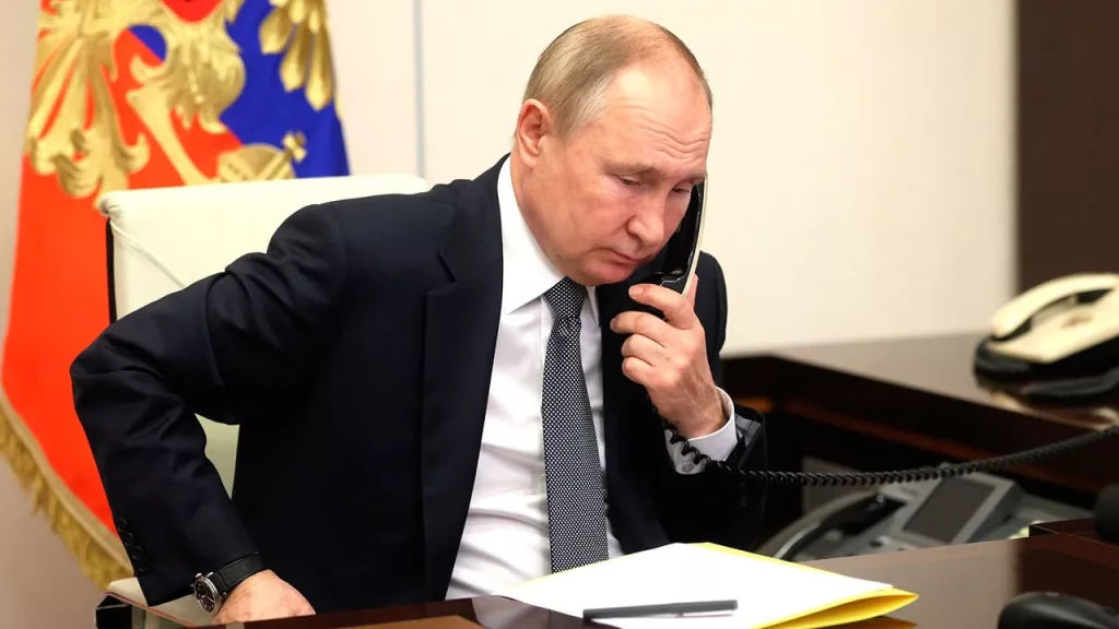 Путин принял приглашение Моди посетить Индию с визитом для традиционной ежегодной двусторонней встречи на высшем уровне, сообщили в Кремле
