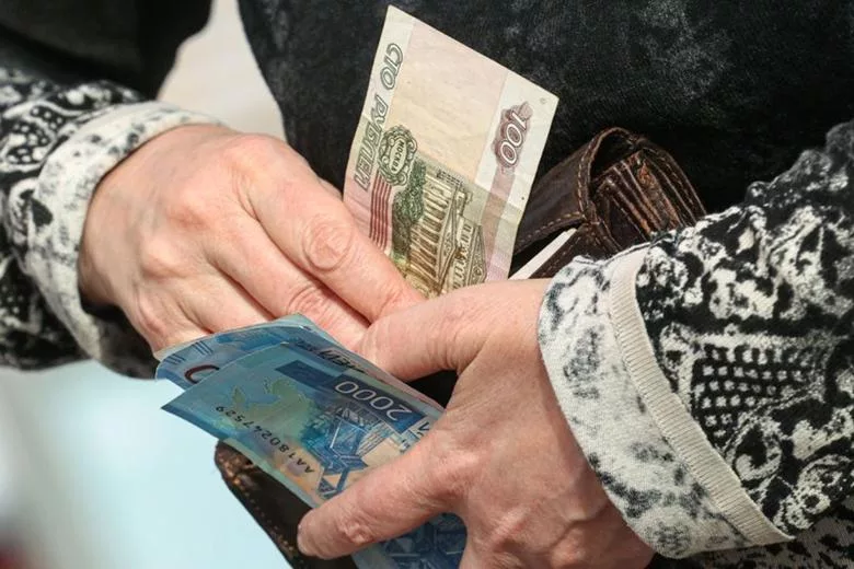 Названы категории россиян, которым повысят пенсии летом