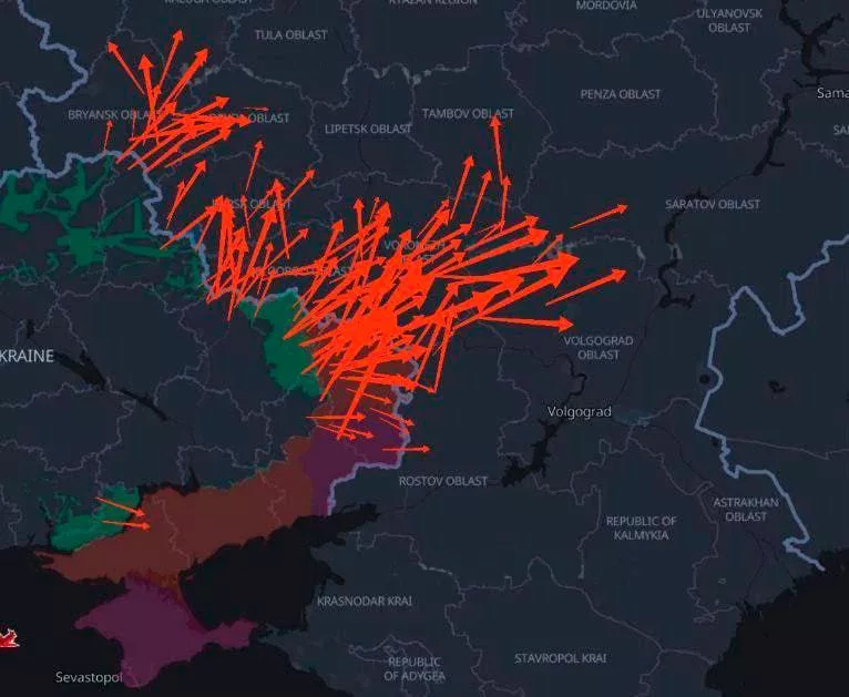 Массированная атака дронов ВСУ на российские регионы: в Липецке работает ПВО, в Курской области ранены дети