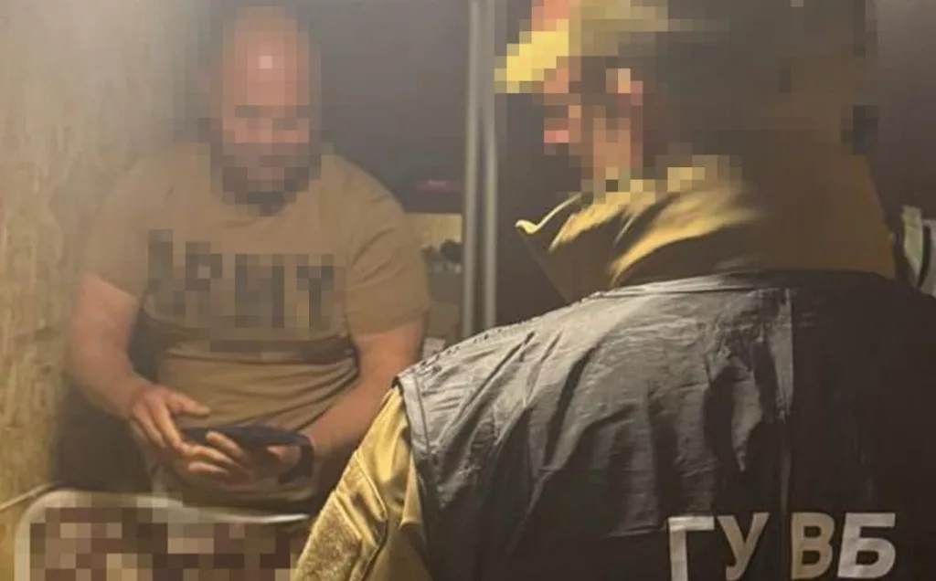 Комбат вымогал у ВСУшников "боевые" выплаты, его задержала СБУ