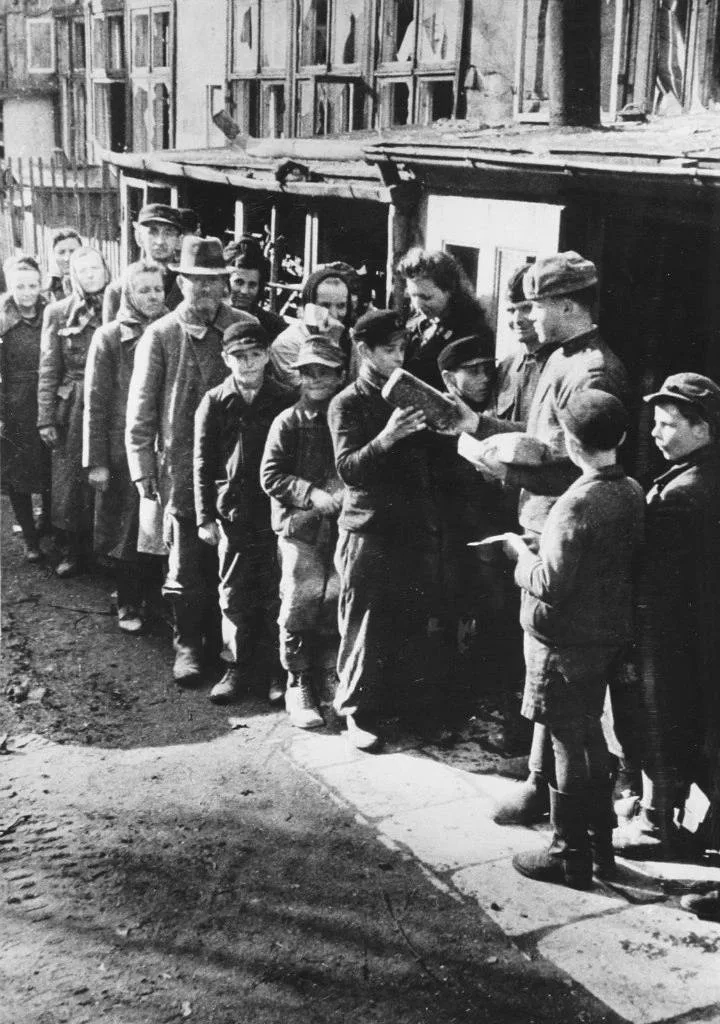 Военная хроника прошлых лет. 7 мая 1945 г. 1416-й день войны