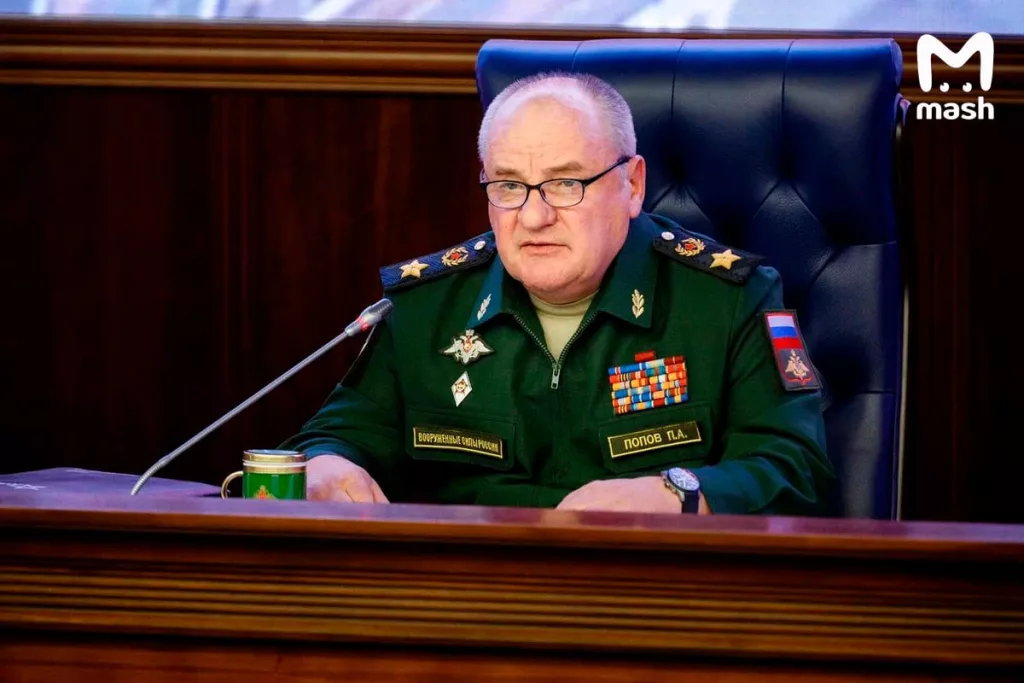 Бывшего замминистра обороны Павла Попова госпитализировали из лефортовского СИЗО в городскую больницу. Состояние здоровья генерала сильно ухудшилось в заключении