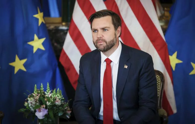 Русские просят слишком многого на переговорах, — вице-президент США Вэнс