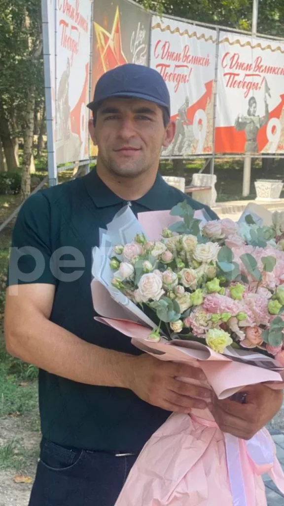 Ликвидировавший террориста в Дагестане полицейский и раньше спасал людей