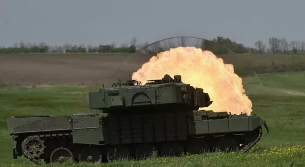 Италия готовит новый пакет военной помощи Украине, в который войдут гусеничные бронетранспортёры VCC-2 Camilino — итальянская модификация американского M113